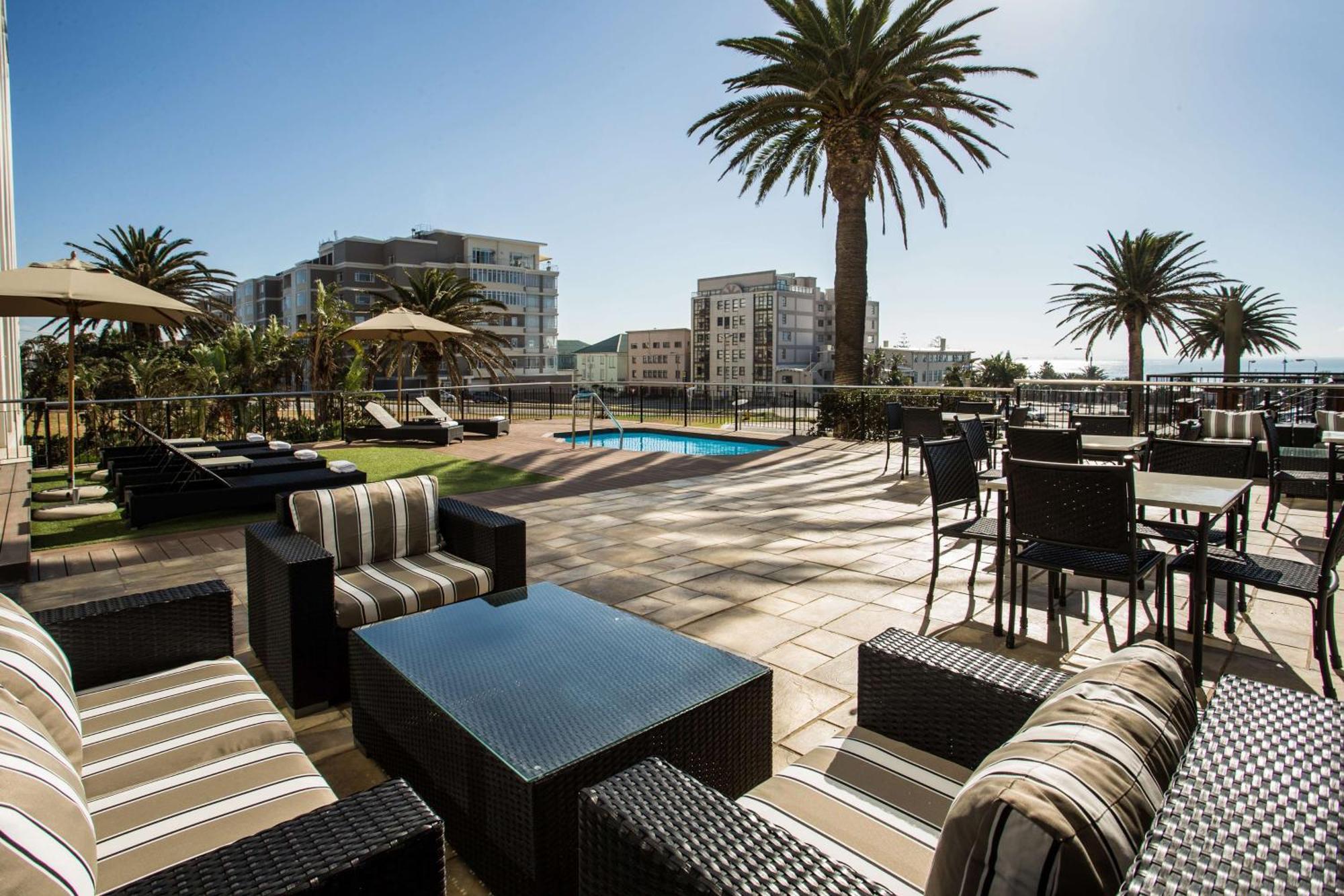 Garden Court Kings Beach Port Elizabeth Dış mekan fotoğraf